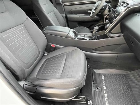 Used 2024 Hyundai Santa Cruz SE image 20