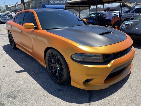 Used 2018 Dodge Charger R/T Scat Pack w/ Dynamics Package RWD image 7