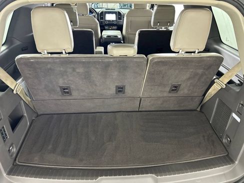 Used 2019 Ford Expedition Limited w/ Equipment Group 302A RWD image 36