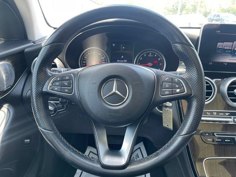 Used 2016 Mercedes-Benz GLC 300 4MATIC w/ Multimedia Package image 25