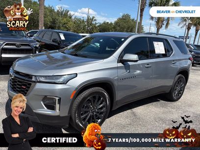 Used 2023 Chevrolet Traverse RS