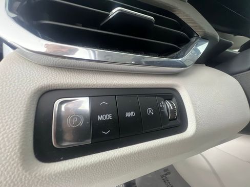 Used 2024 GMC Acadia Denali AWD/4WD image 37