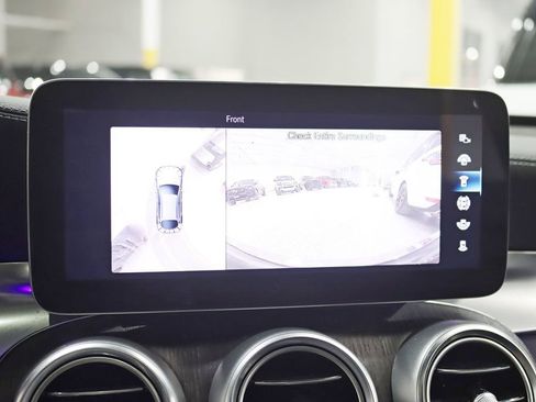 Used 2022 Mercedes-Benz GLC 300 4MATIC Coupe image 21