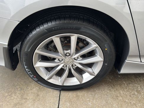 Used 2022 Honda Accord LX image 31