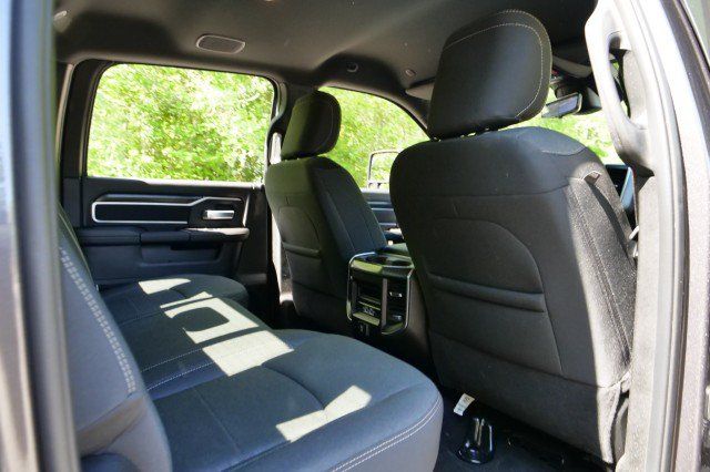 Used 2025 RAM 3500 Big Horn AWD/4WD image 38