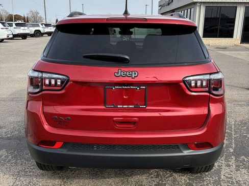 New 2026 Jeep Compass Latitude image 18
