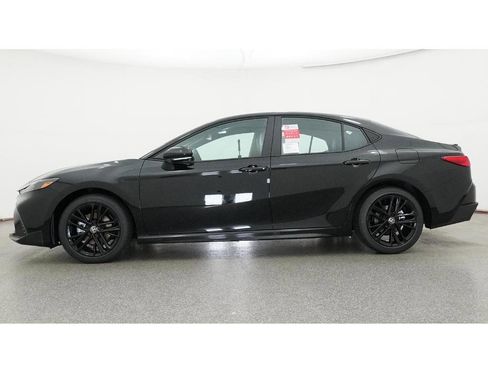 New 2026 Toyota Camry SE image 19