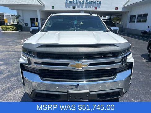 Used 2022 Chevrolet Silverado 1500 LT w/ Safety Package AWD/4WD image 2