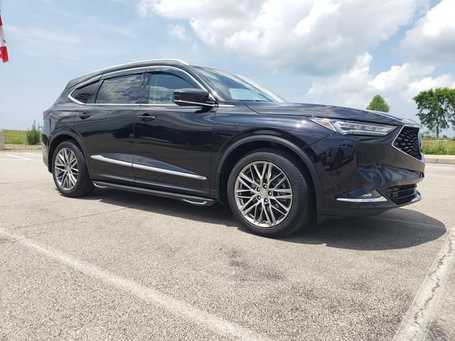 Used 2024 Acura MDX w/ Advance Package AWD/4WD image 3