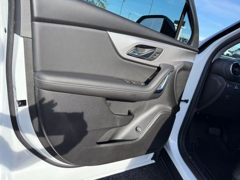 New 2026 Chevrolet Blazer LT image 21