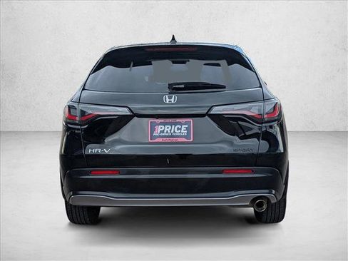 Used 2024 Honda HR-V Sport image 6