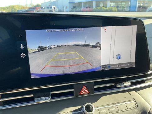 Used 2024 Hyundai Elantra SEL image 36