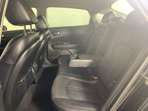 Used 2019 Kia Optima EX image 32