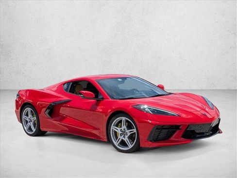 Used 2020 Chevrolet Corvette Stingray Preferred Cpe w/ 2LT Preferred Equipment Group RWD image 3