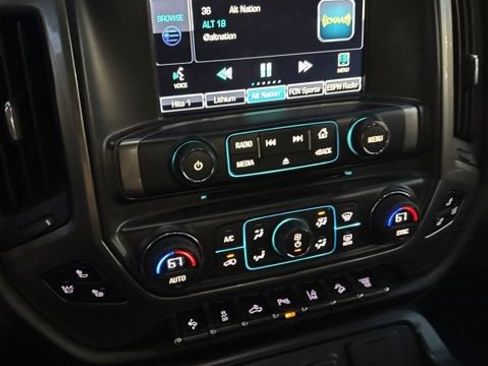 Used 2015 Chevrolet Silverado 3500 LTZ image 12