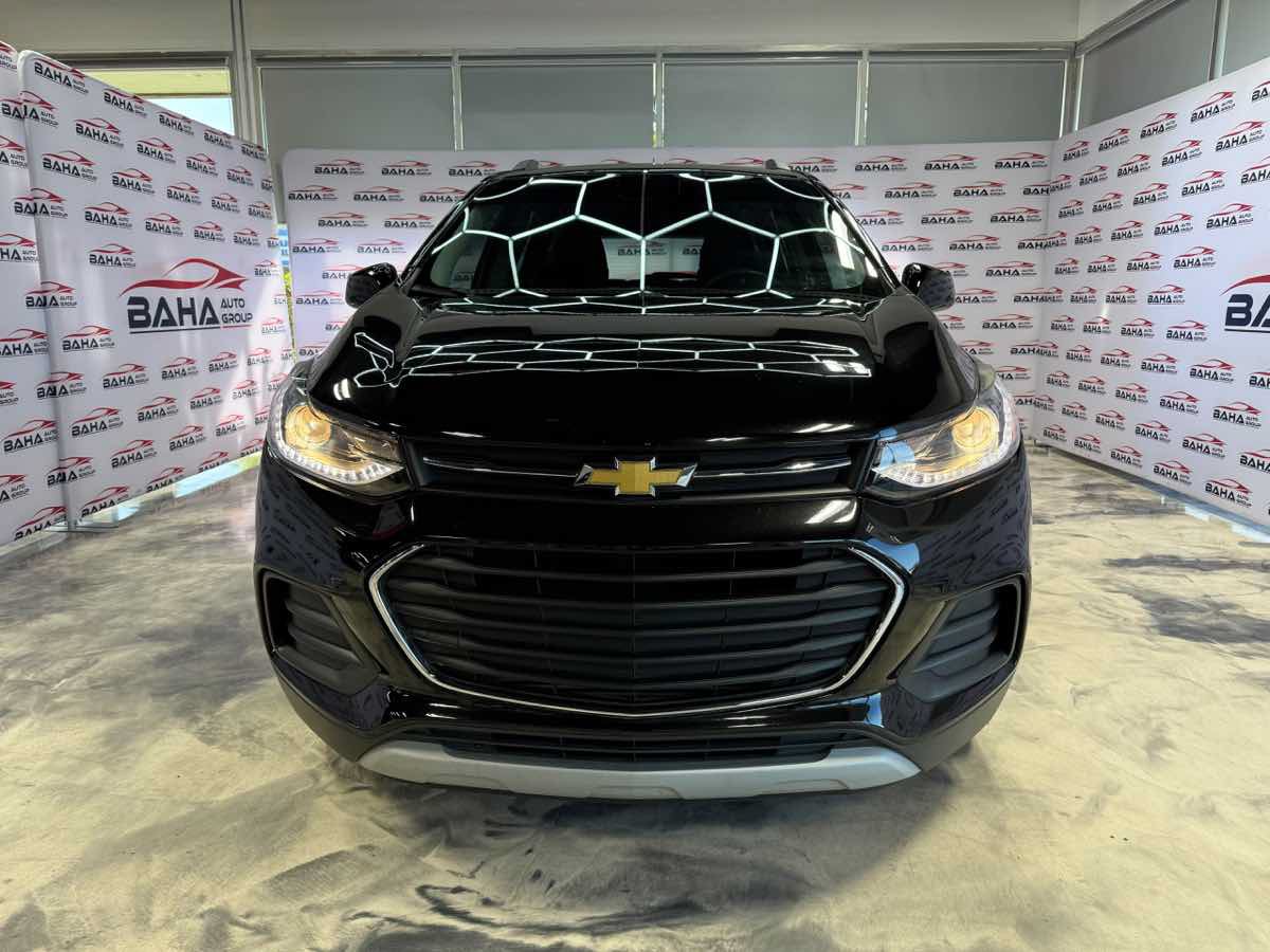 Used 2020 Chevrolet Trax LT AWD/4WD image 2