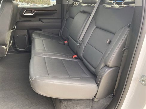Used 2024 GMC Sierra 1500 SLT image 37
