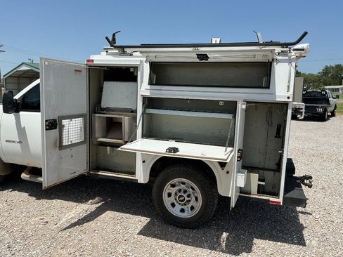 Used 2014 Chevrolet Silverado 3500 W/T RWD image 7