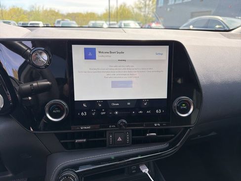Used 2025 Lexus NX 350h AWD w/ Accessory Package (2T) image 37