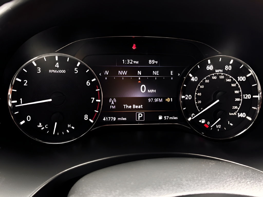 Used 2024 INFINITI QX80 Sensory w/ All-Season Package RWD image 16