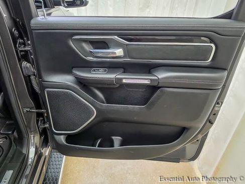 Used 2020 RAM 1500 Laramie w/ Sport Appearance Package AWD/4WD image 23