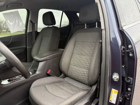 Used 2019 Chevrolet Equinox LT image 16