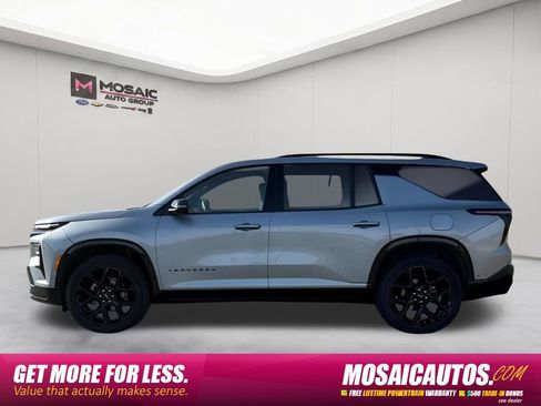 Used 2025 Chevrolet Traverse RS AWD/4WD image 5