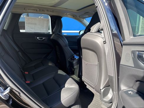 New 2026 Volvo XC60 B5 Ultra w/ Protection Package Premier image 12