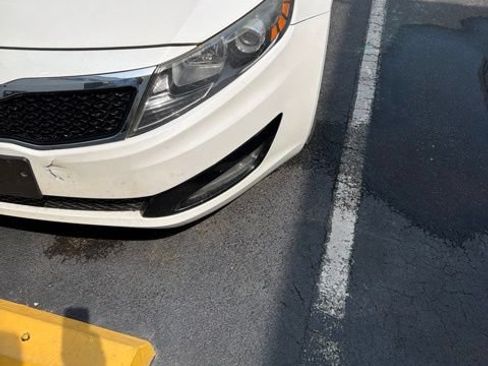 Used 2013 Kia Optima EX FWD image 25