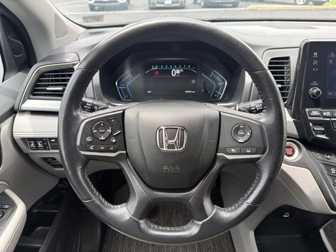 Used 2023 Honda Odyssey EX-L image 17