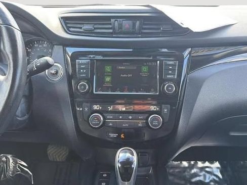 Used 2022 Nissan Rogue Sport SL AWD/4WD image 11
