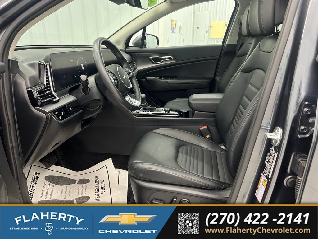 Used 2024 Kia Sportage SX AWD/4WD image 9