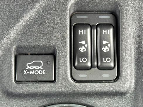 Used 2019 Subaru Crosstrek 2.0i Premium w/ Moonroof Package AWD/4WD image 14