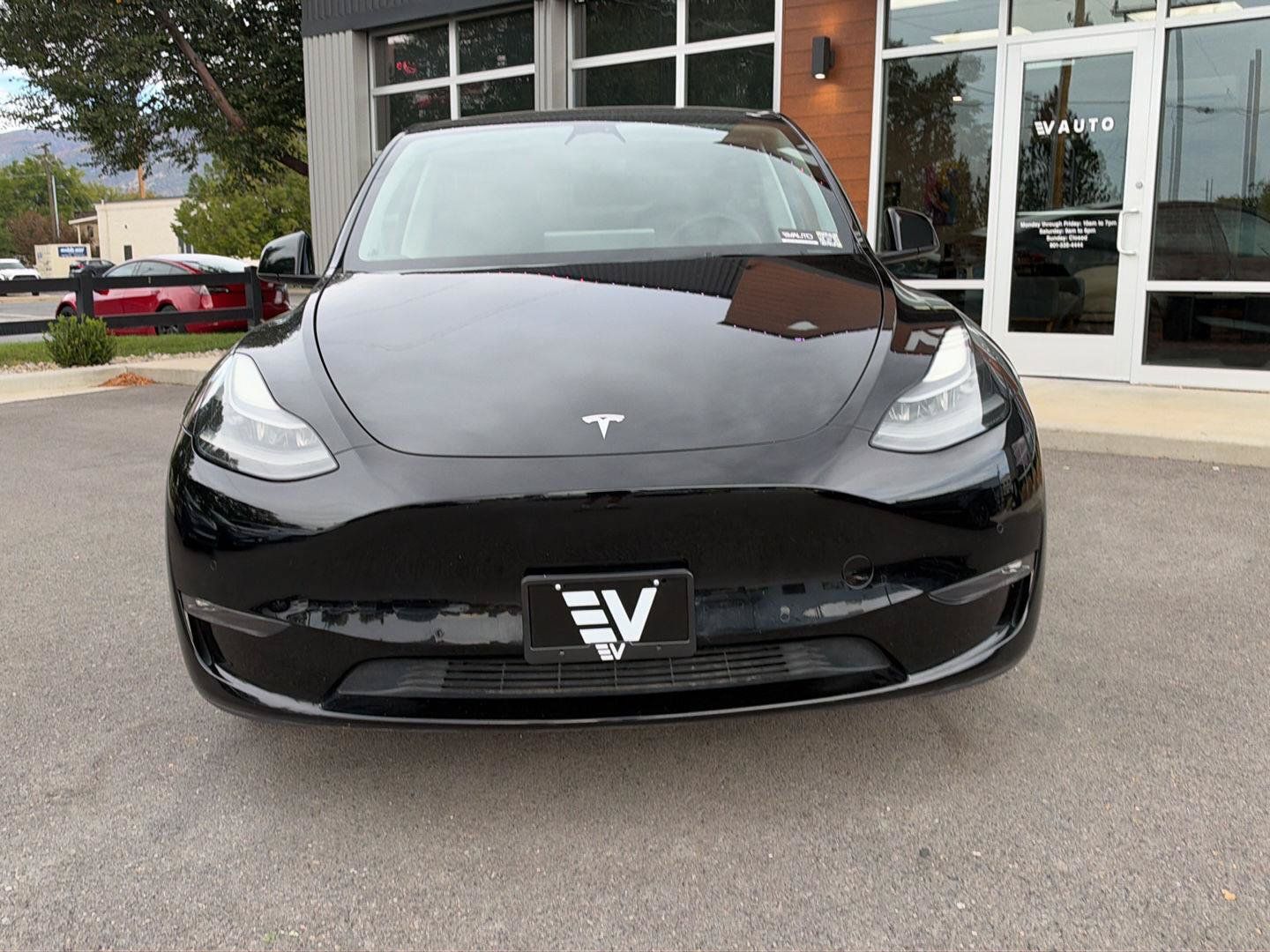 Used 2022 Tesla Model Y Performance AWD/4WD image 3