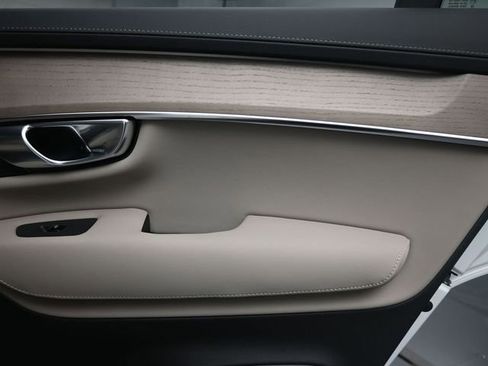 Used 2026 Volvo XC90 B6 Plus w/ Protection Package Premier image 29