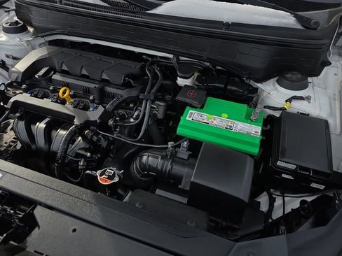 Used 2021 Hyundai Venue SE image 30