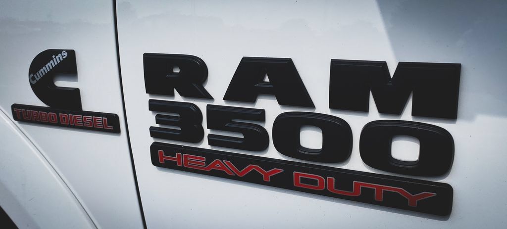 Used 2018 RAM 3500 Laramie w/ Sport Appearance Group AWD/4WD image 22