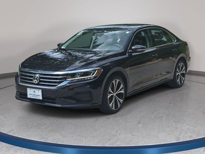 Used 2021 Volkswagen Passat 2.0T SE