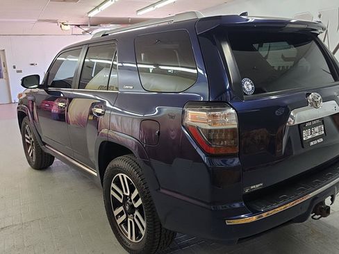 Used 2016 Toyota 4Runner Limited AWD/4WD image 19