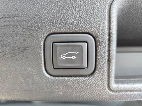 Used 2024 GMC Terrain AT4 w/ Infotainment Package II AWD/4WD image 37