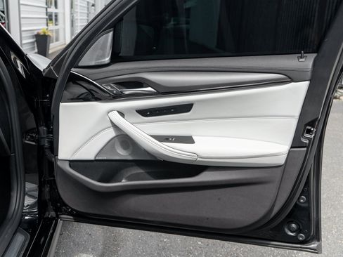 Used 2019 BMW M5 w/ Executive Package AWD/4WD image 29