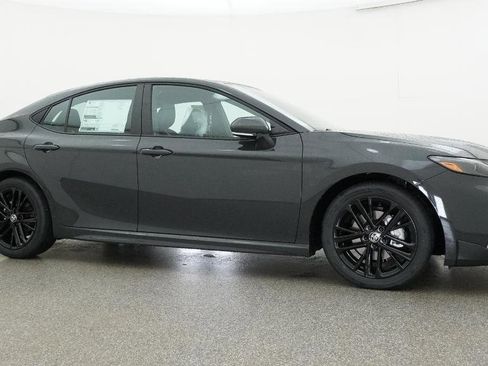 New 2026 Toyota Camry SE FWD image 13
