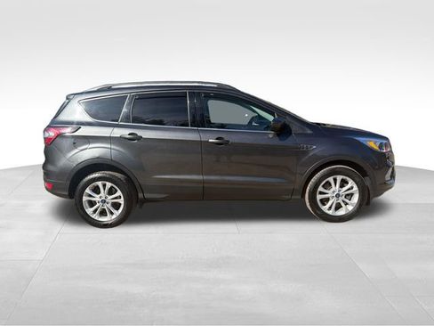 Used 2018 Ford Escape SE AWD/4WD image 2