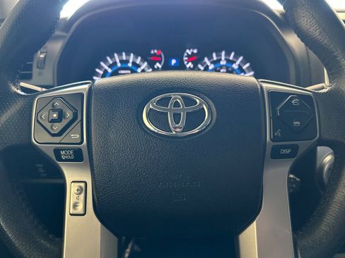 Used 2018 Toyota 4Runner SR5 image 23