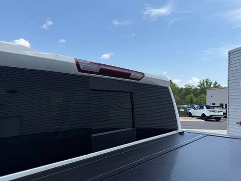 Used 2023 GMC Sierra 1500 SLT w/ SLT Premium Package AWD/4WD image 19