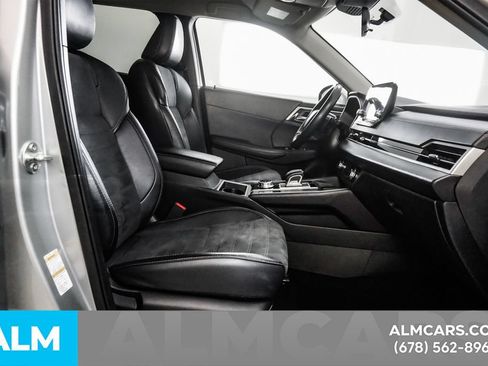 Used 2024 Mitsubishi Outlander SE FWD image 19