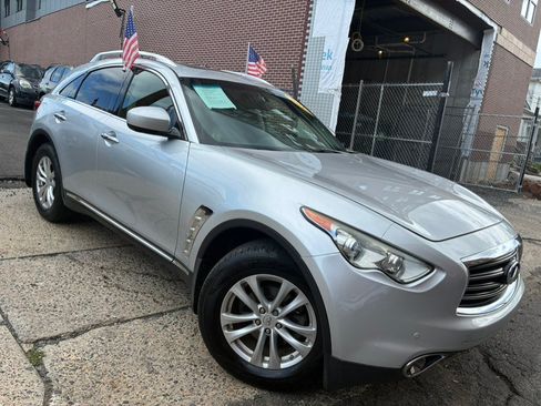 Used 2013 INFINITI FX37 AWD w/ Premium Pkg image 3