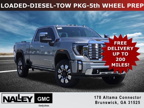 New 2026 GMC Sierra 2500 Denali w/ Denali Reserve Package AWD/4WD image 1