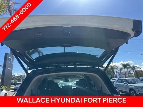 Used 2024 Nissan Pathfinder Platinum image 4