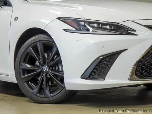 Used 2023 Lexus ES 350 F Sport w/ Accessory Package (Z2) FWD image 4